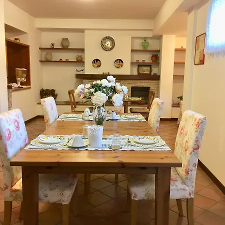 Inn Rome B&B לינה וארוחת בוקר *